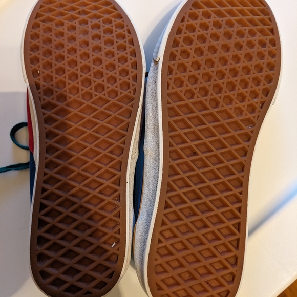 Vans Primary Color Block Canvas Shoe Size 6 Men's or 7.5 Women's - Picture 6 of 6